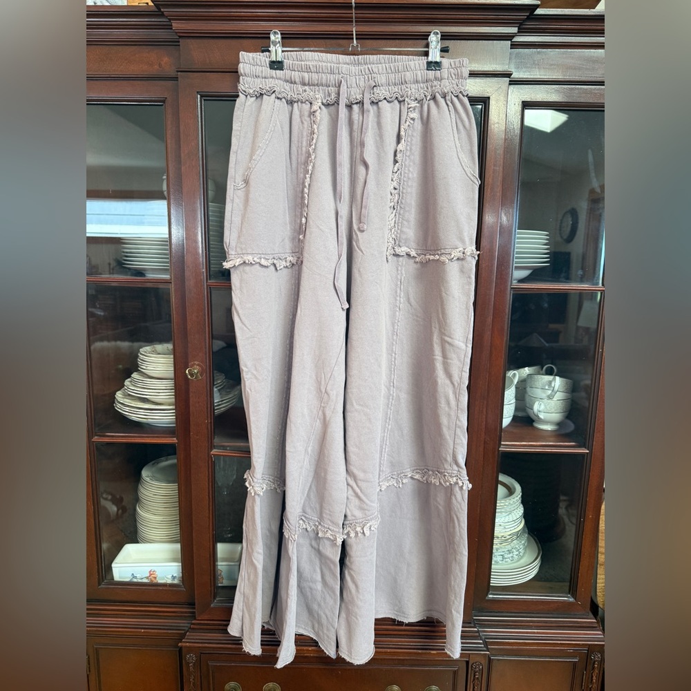 Easel Mineral Washed Fray Pants NWT - Picture 3 of 6